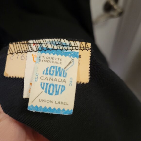 Diamon Tea Gown by Diane Deckel - Vintage Montreal Gown - Belt - Picture 12 of 13